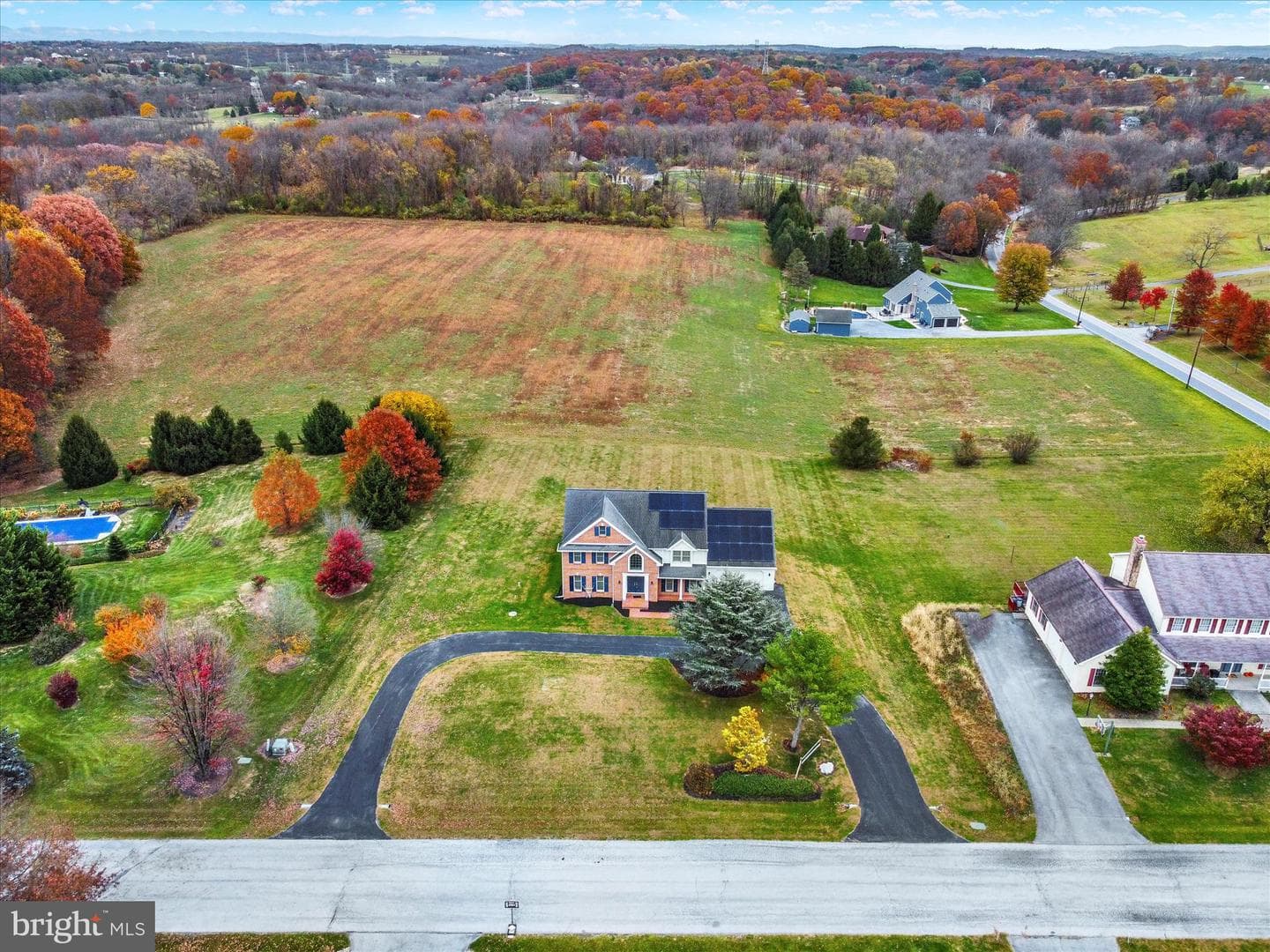 1195 Cherrington Lane photo 47