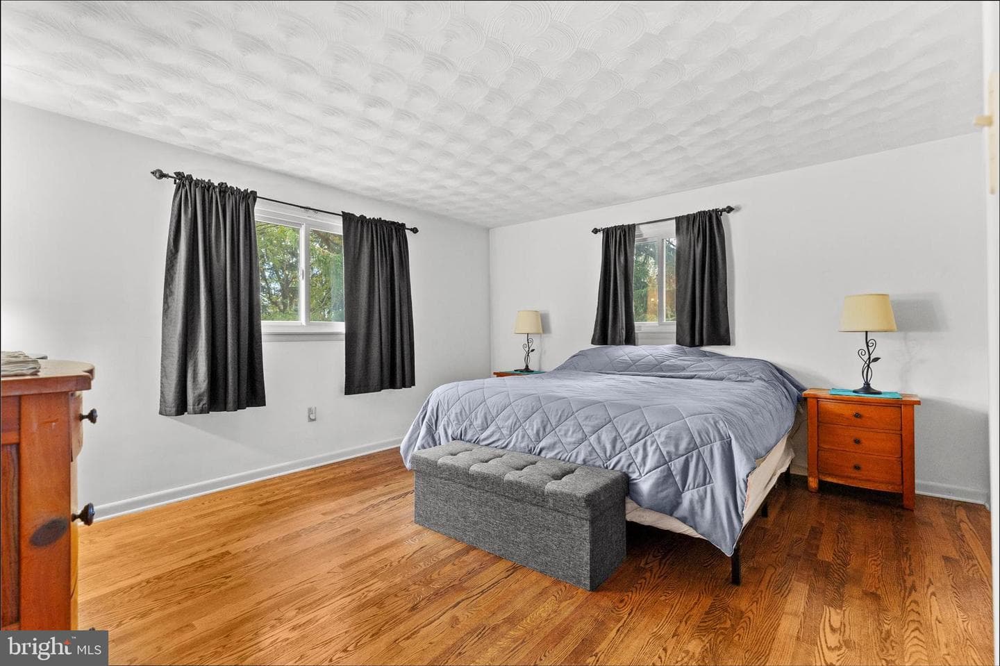 1605 Colonial Road photo 24