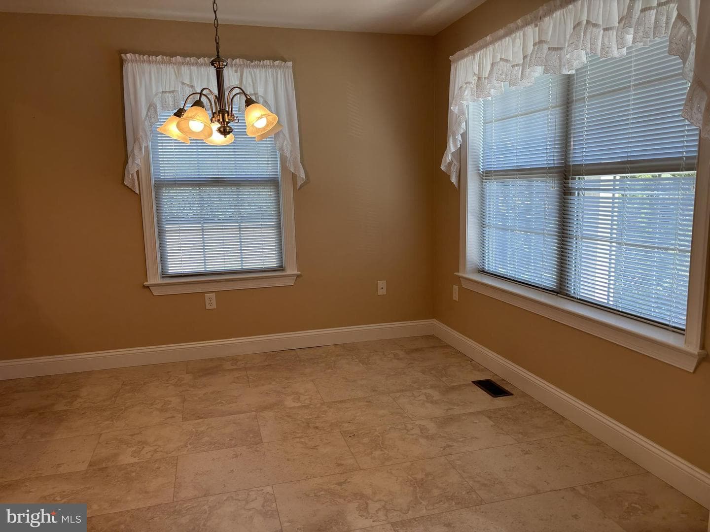 4300 N Victoria Way photo 8