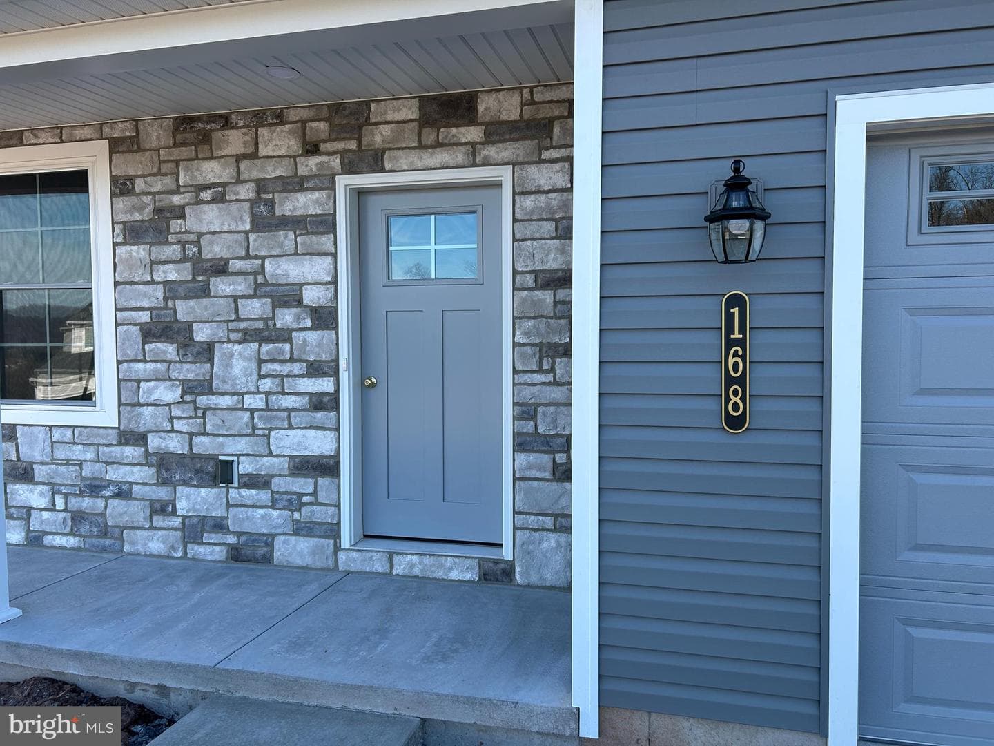 168 Magnolia Drive photo 4