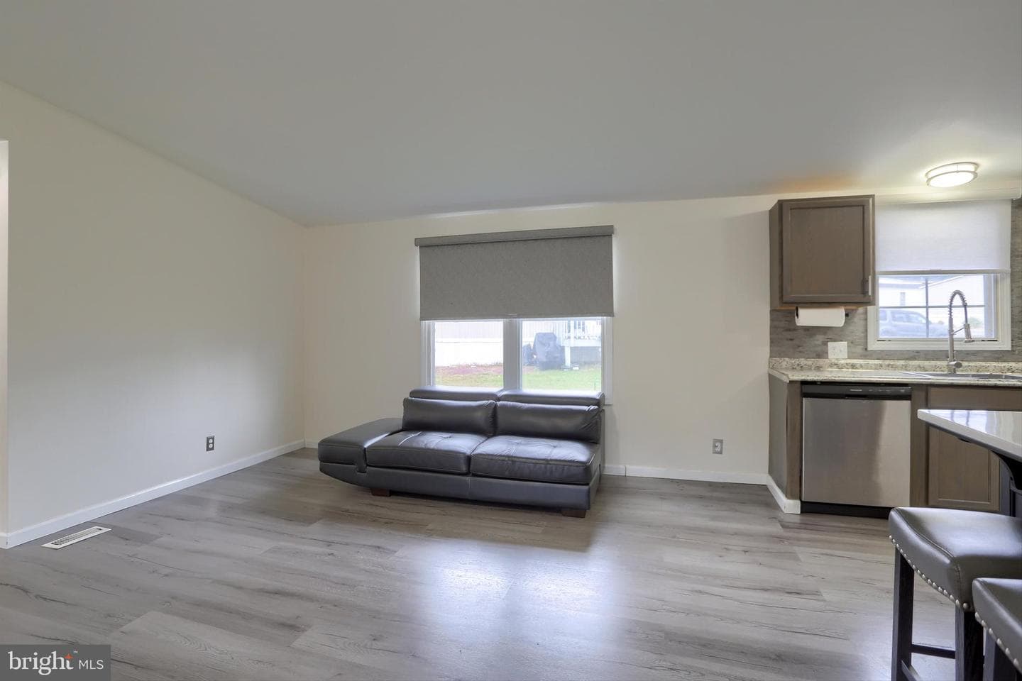 292 Dallas Drive photo 11
