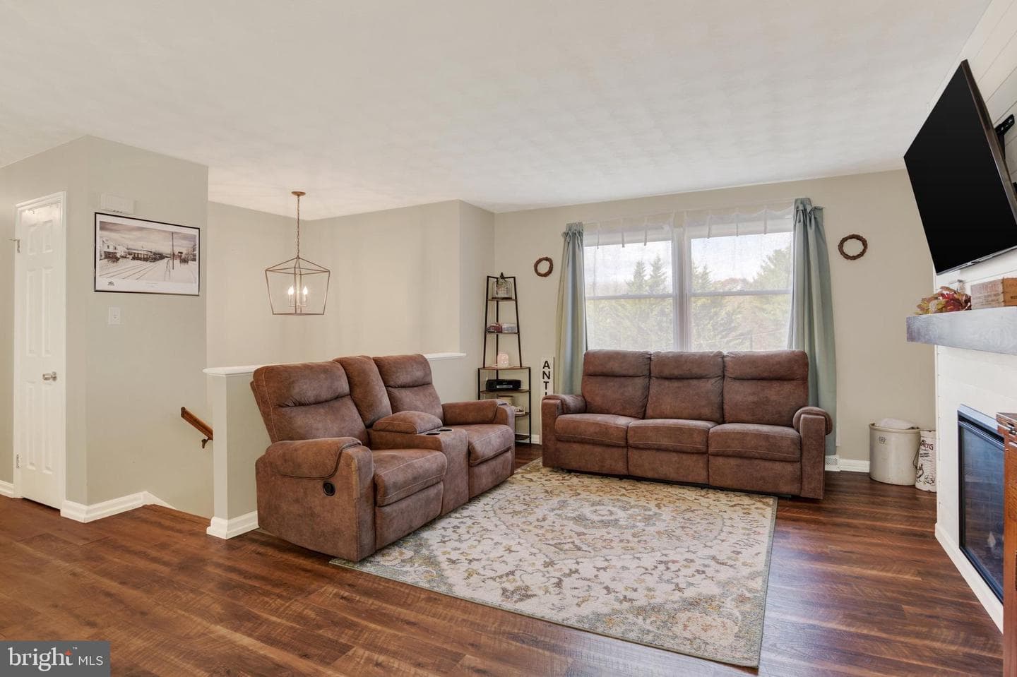 329 S Crawford Road photo 2