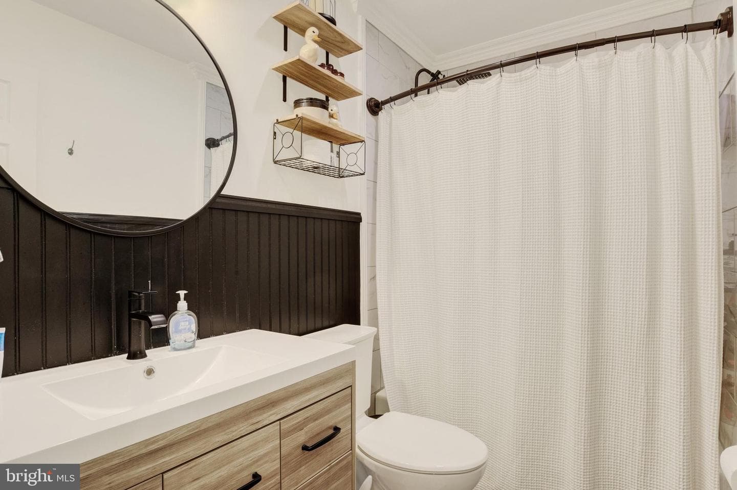 329 S Crawford Road photo 8