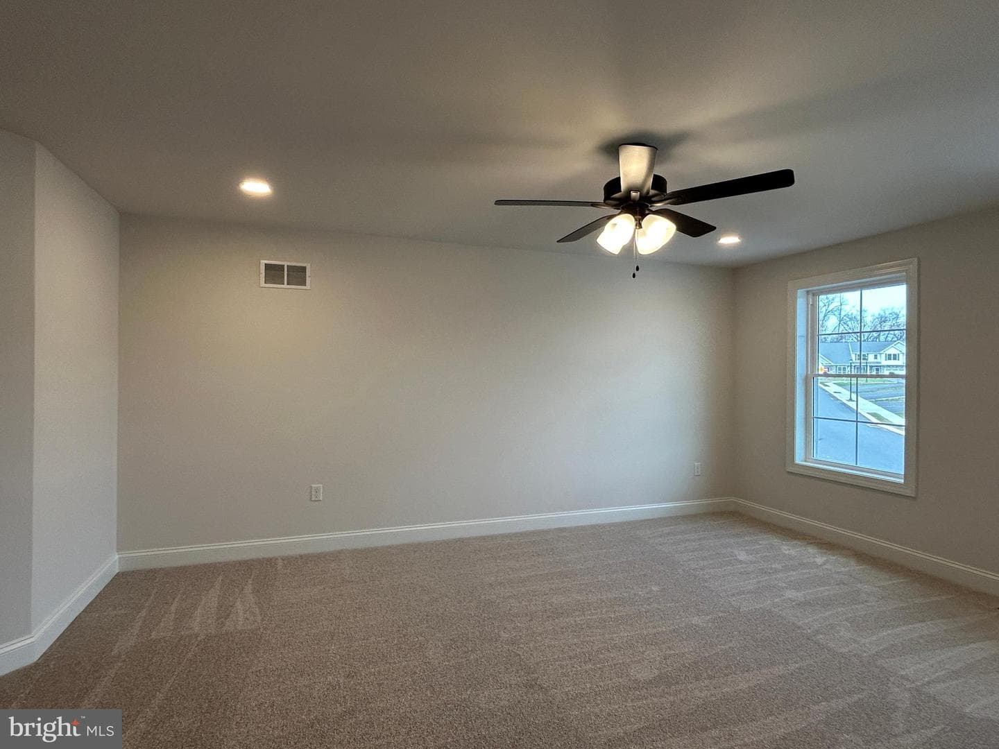 124 Magnolia Drive photo 18
