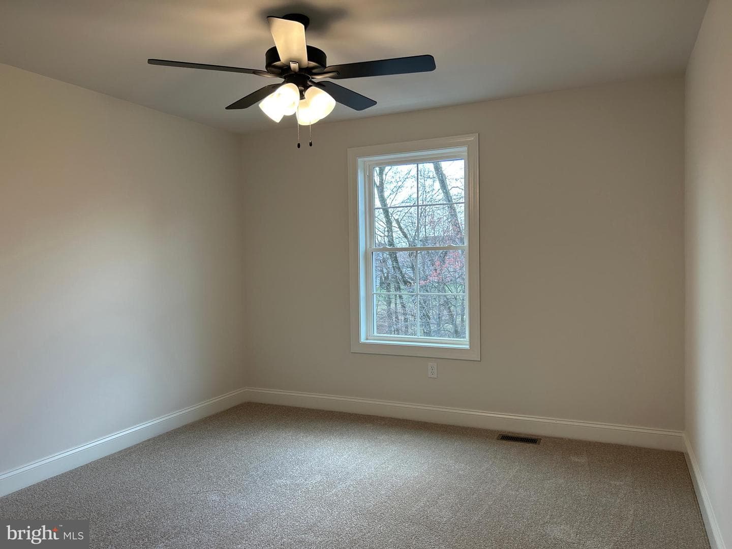 124 Magnolia Drive photo 27
