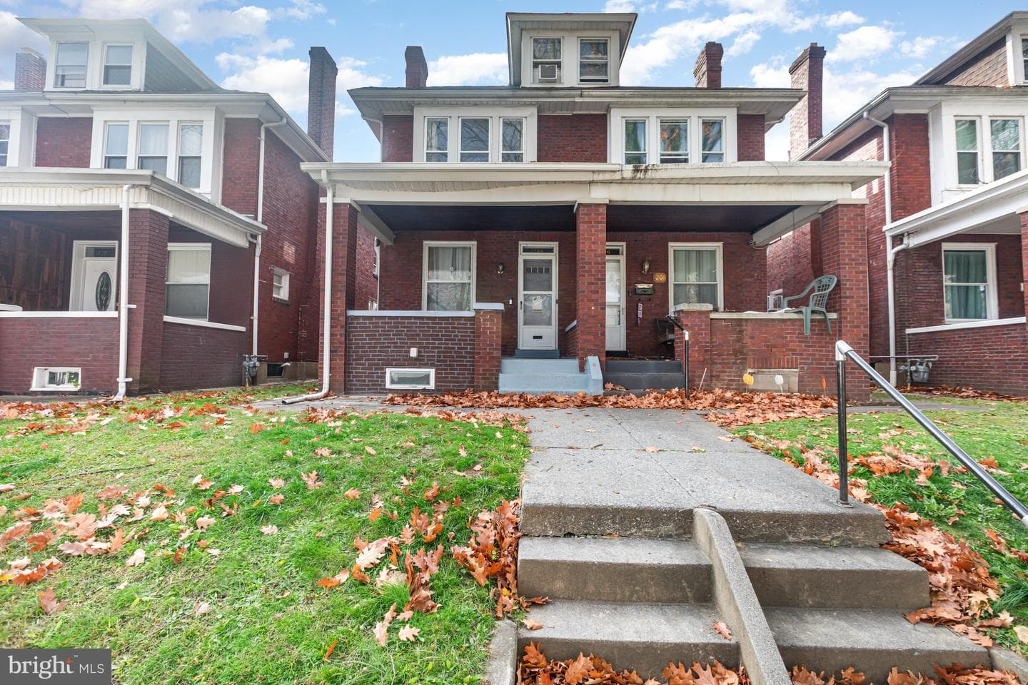 1204 N 16th photo 1