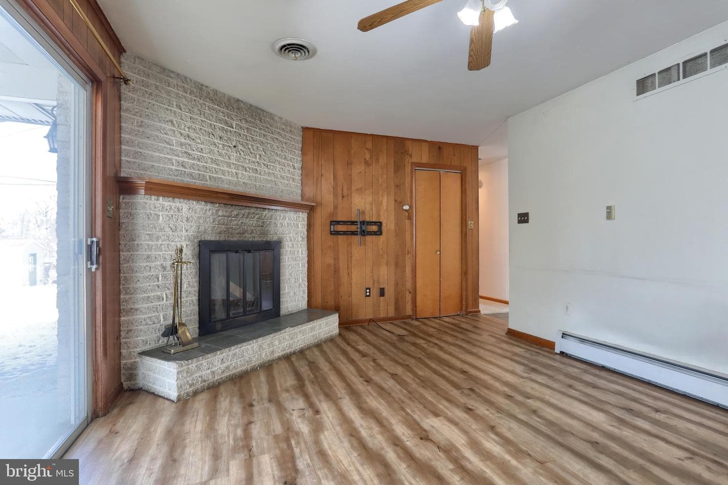 300 Eddington Avenue photo 15