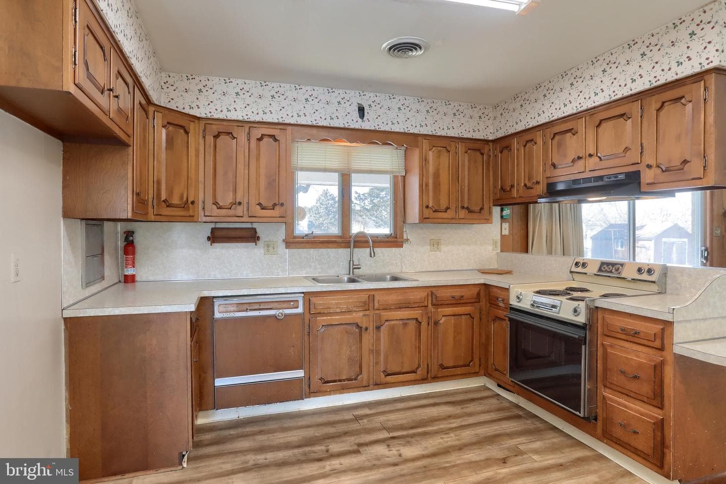 300 Eddington Avenue photo 19