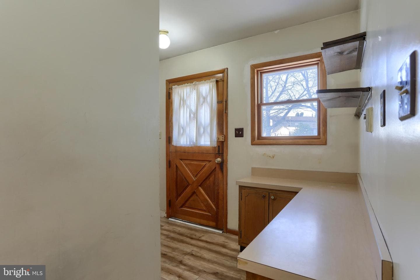 300 Eddington Avenue photo 21
