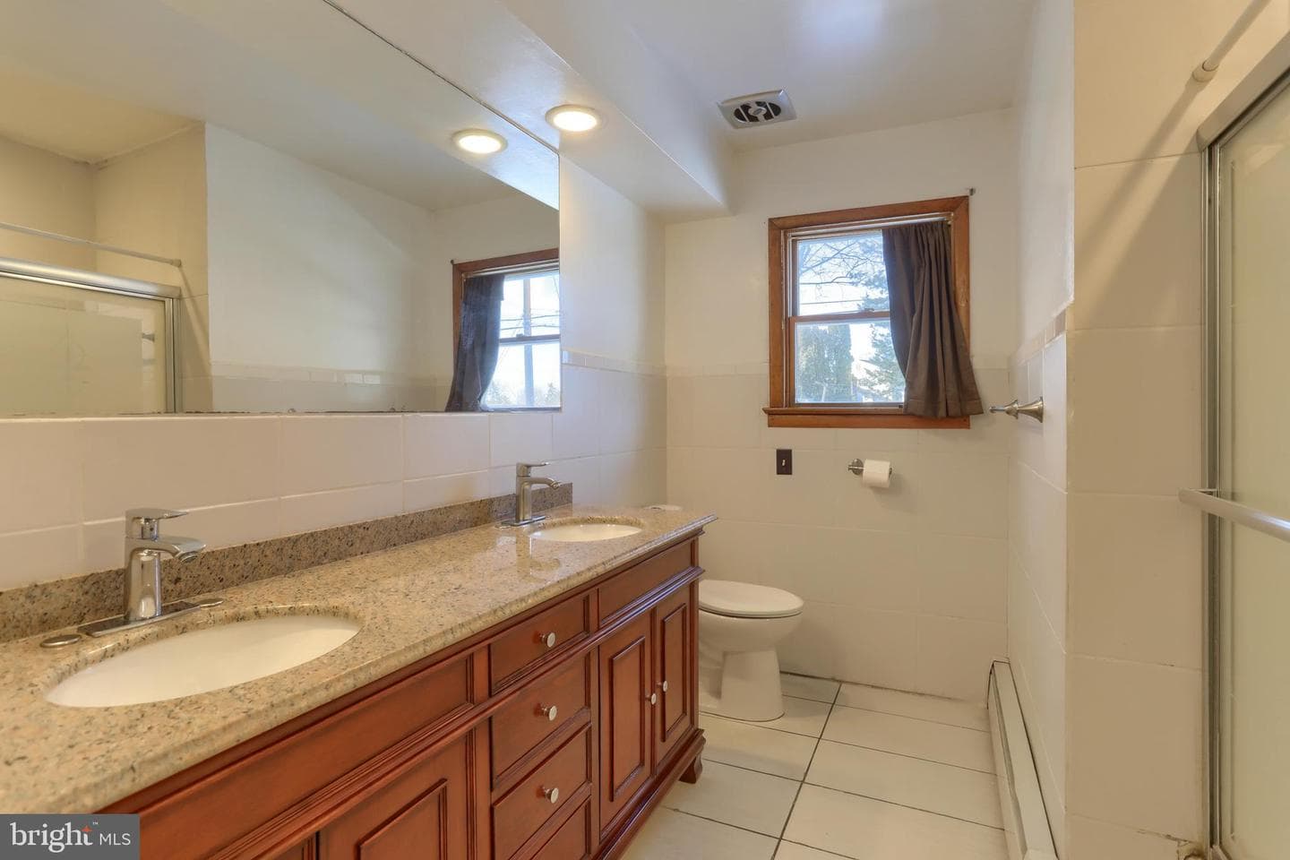 300 Eddington Avenue photo 28