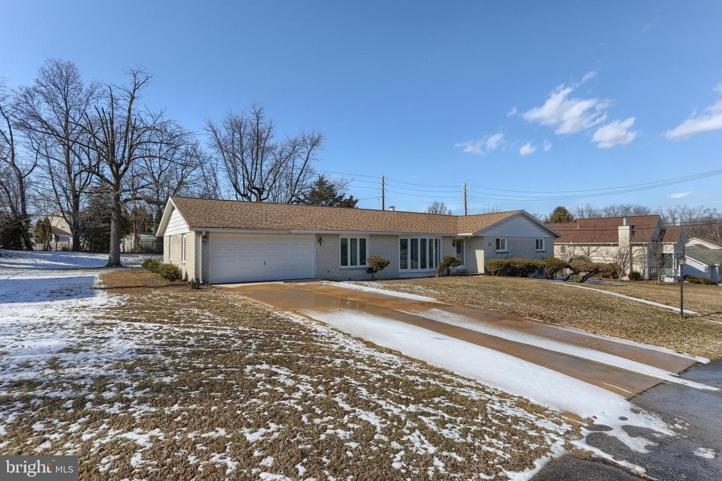 300 Eddington Avenue photo 3