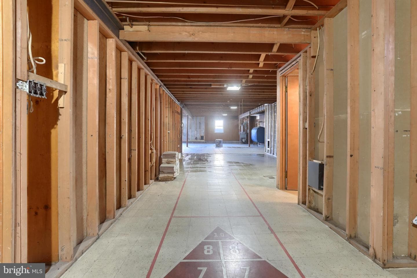 300 Eddington Avenue photo 33