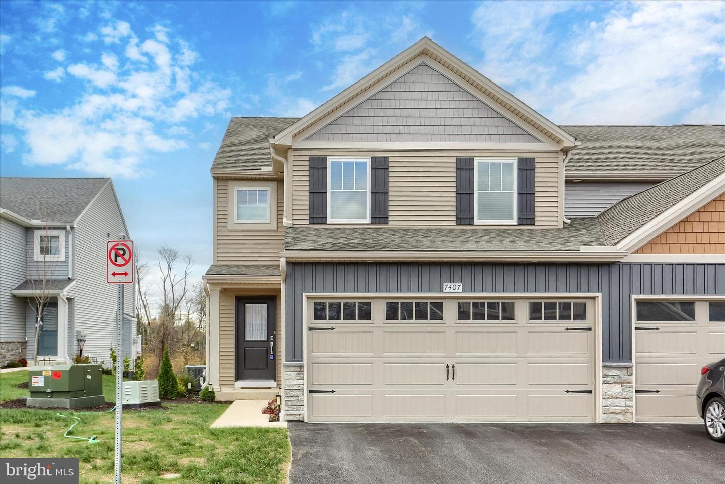 7407 Red Oak Ct
