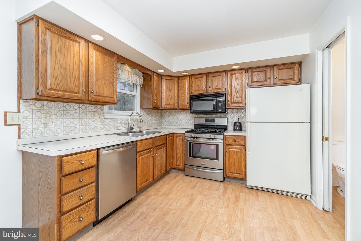 6344 Darlington Drive photo 13