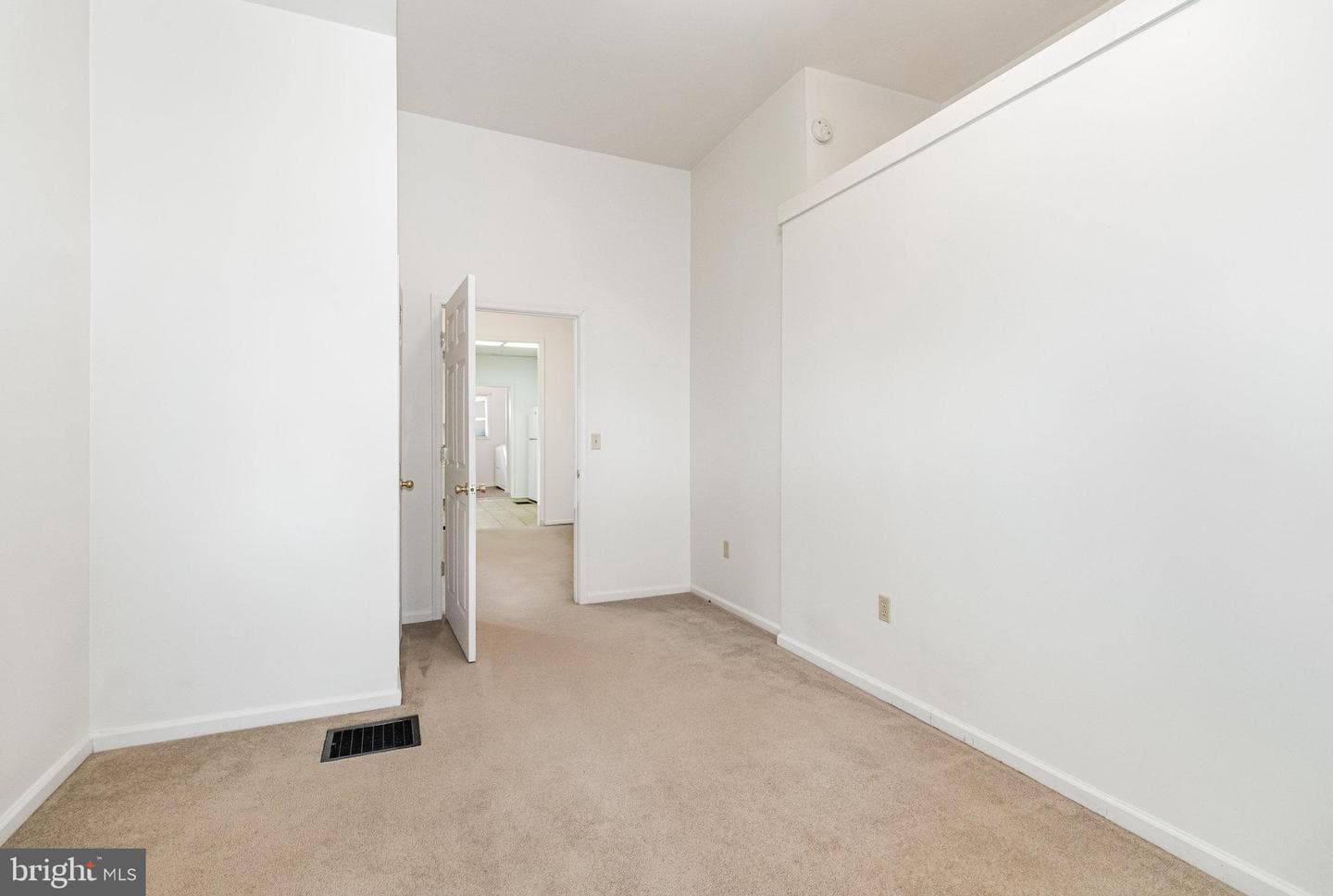 302 Juniata Street photo 8