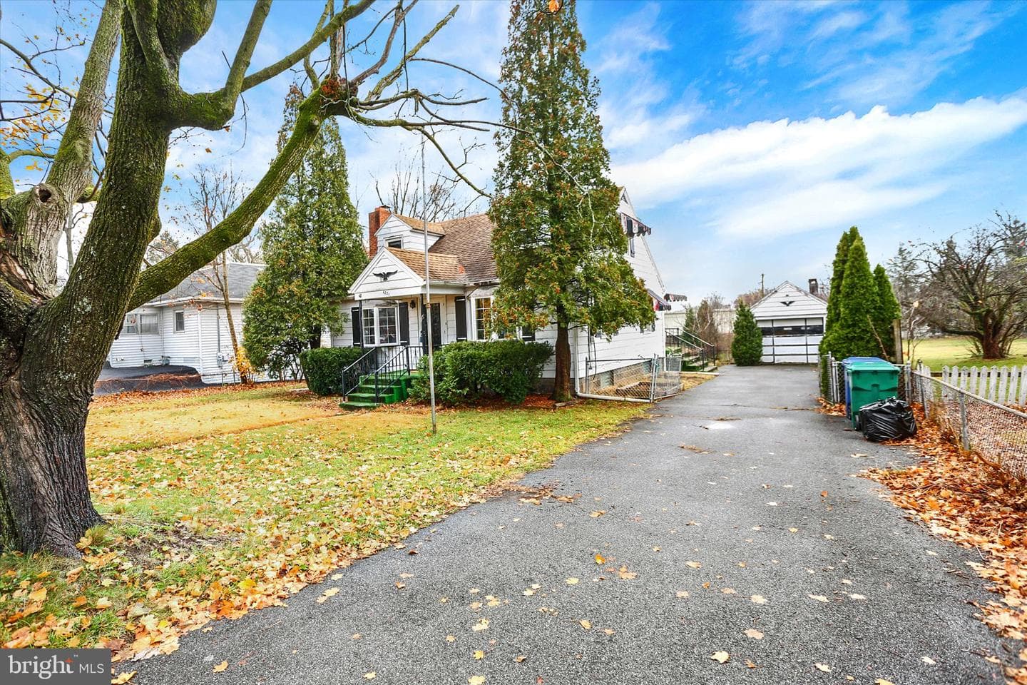 6221 Blue Bird Avenue photo 35