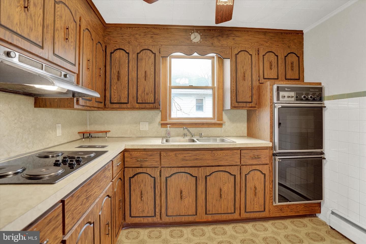 6221 Blue Bird Avenue photo 9