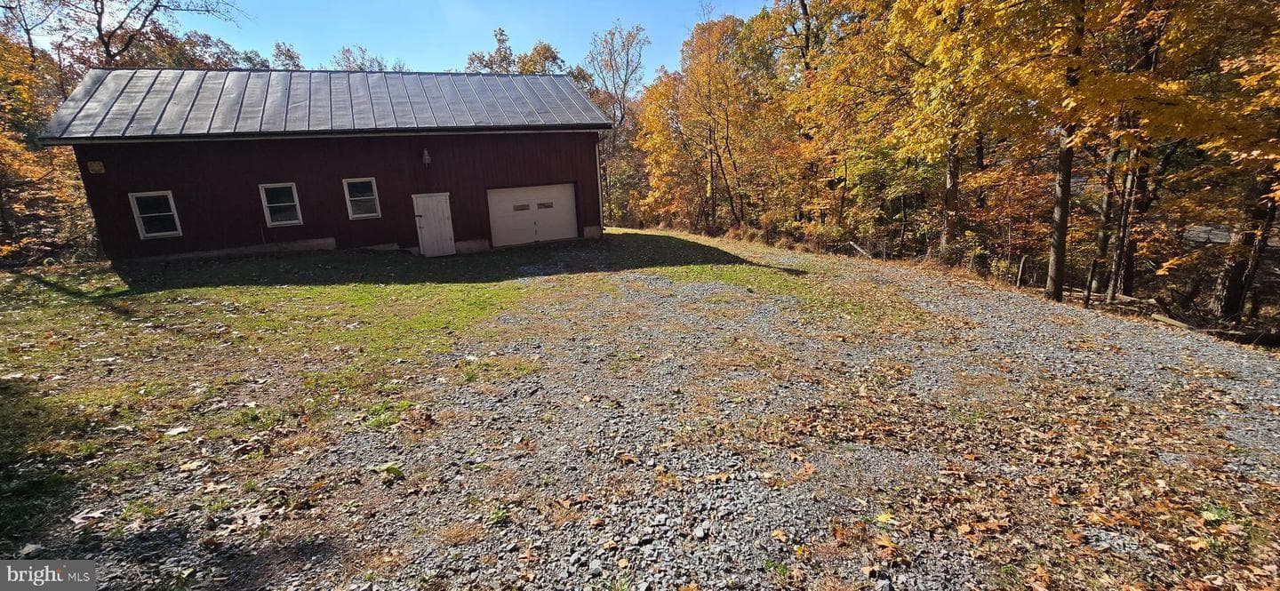 920 Cola Road photo 4