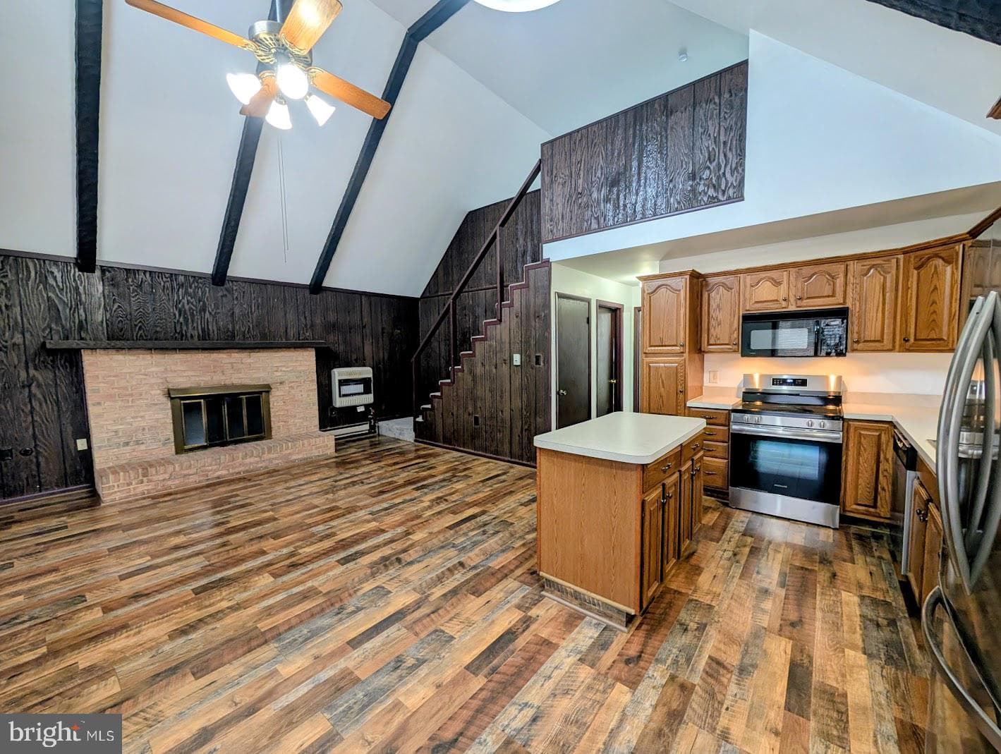 5905 Larue Street photo 4