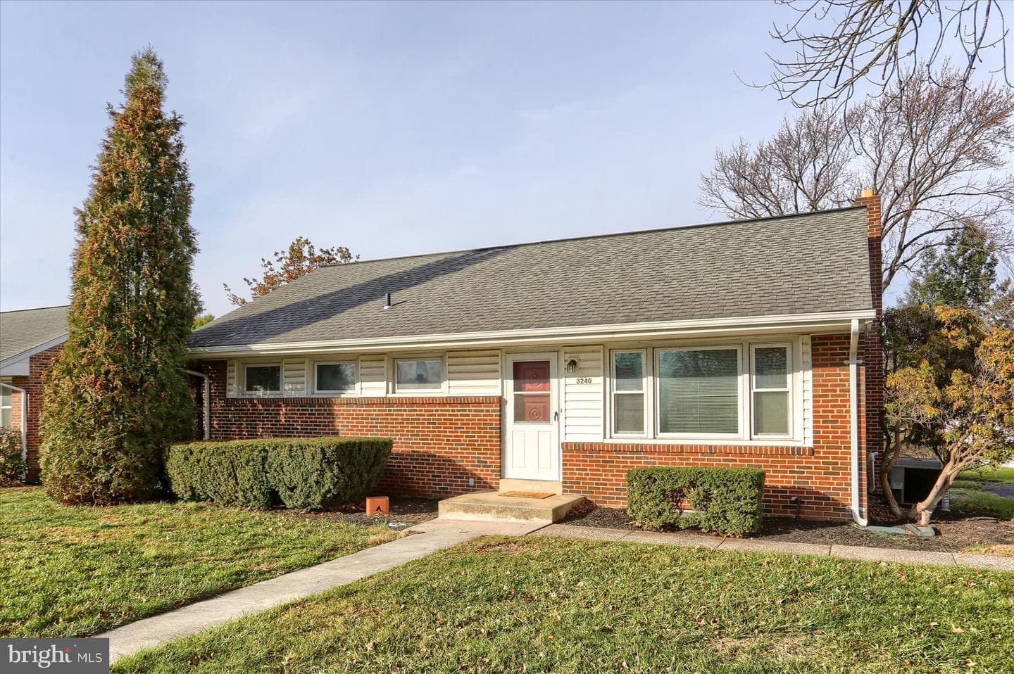 3240 Cloverfield Road photo 3