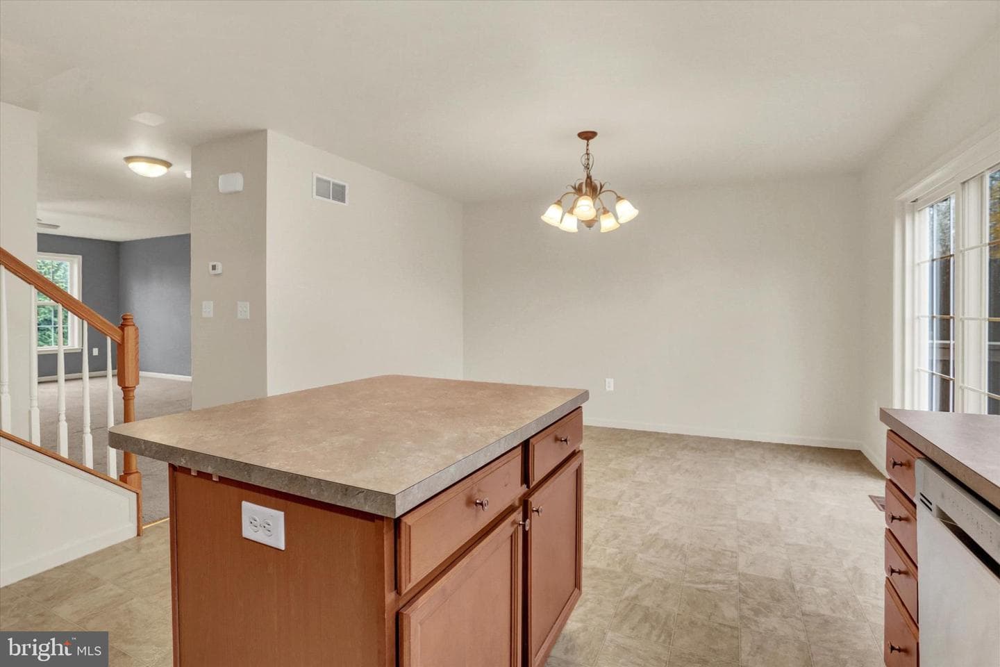 9089 Joyce Lane photo 22