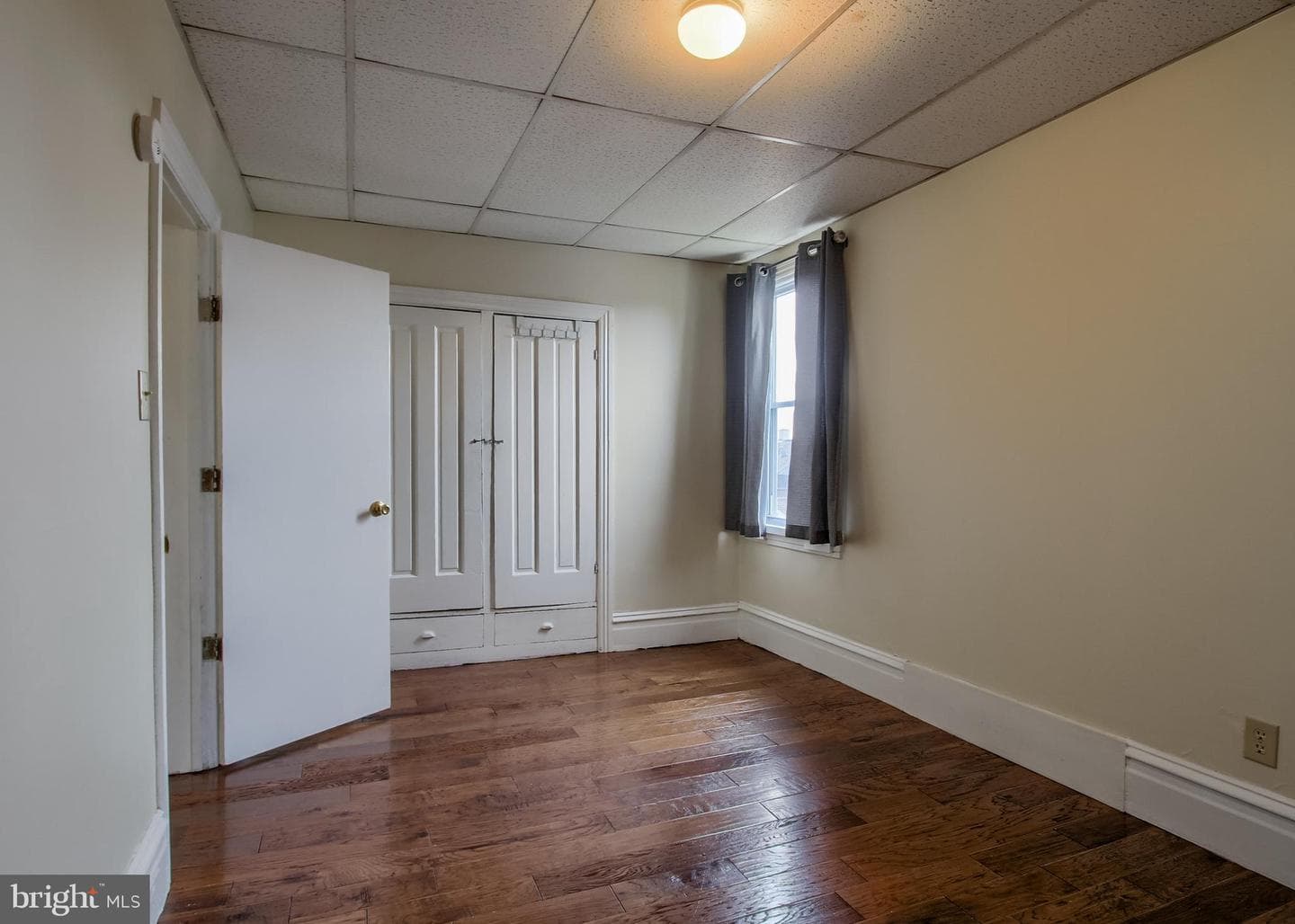 342 S 3rd Street photo 11