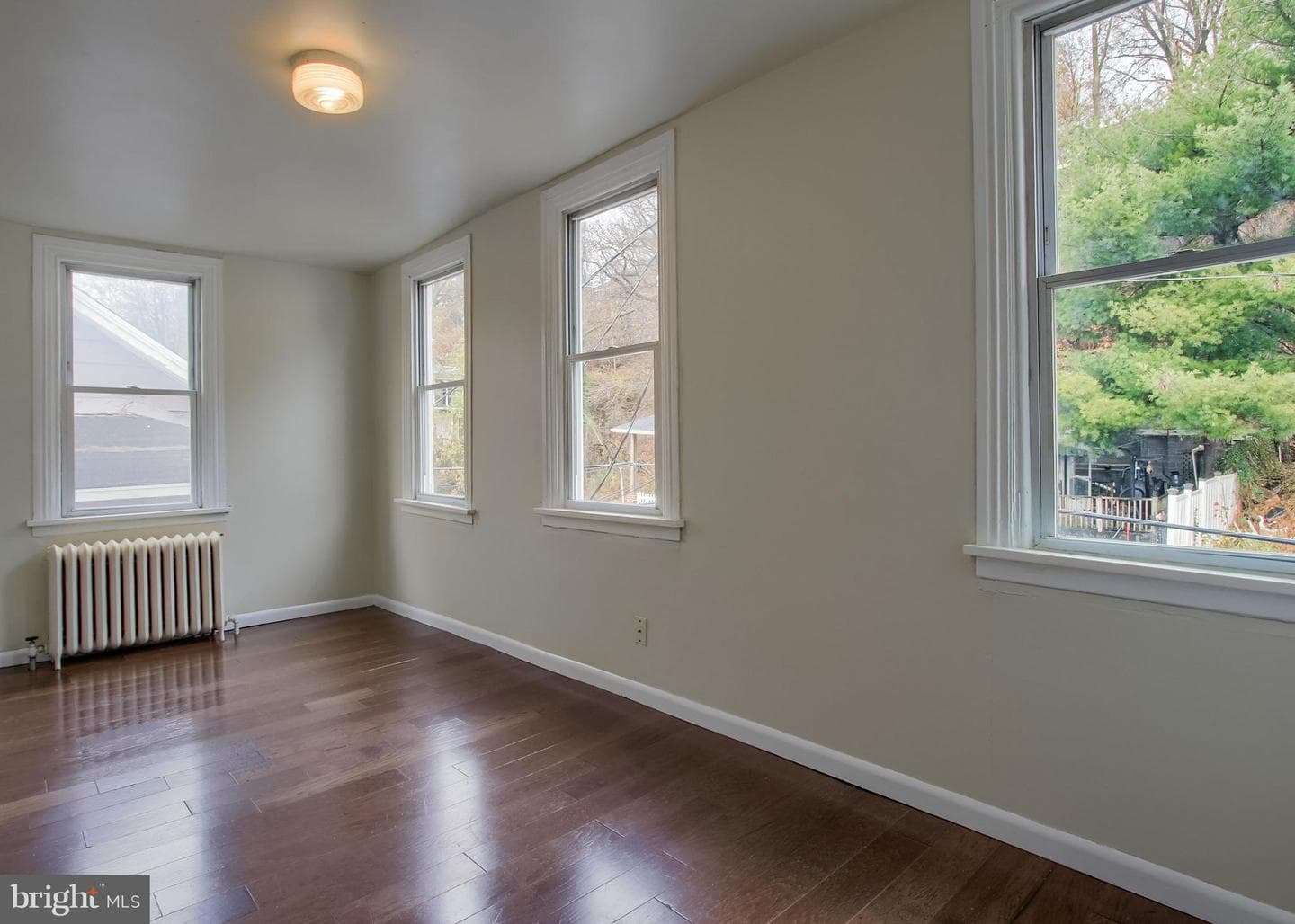 342 S 3rd Street photo 17