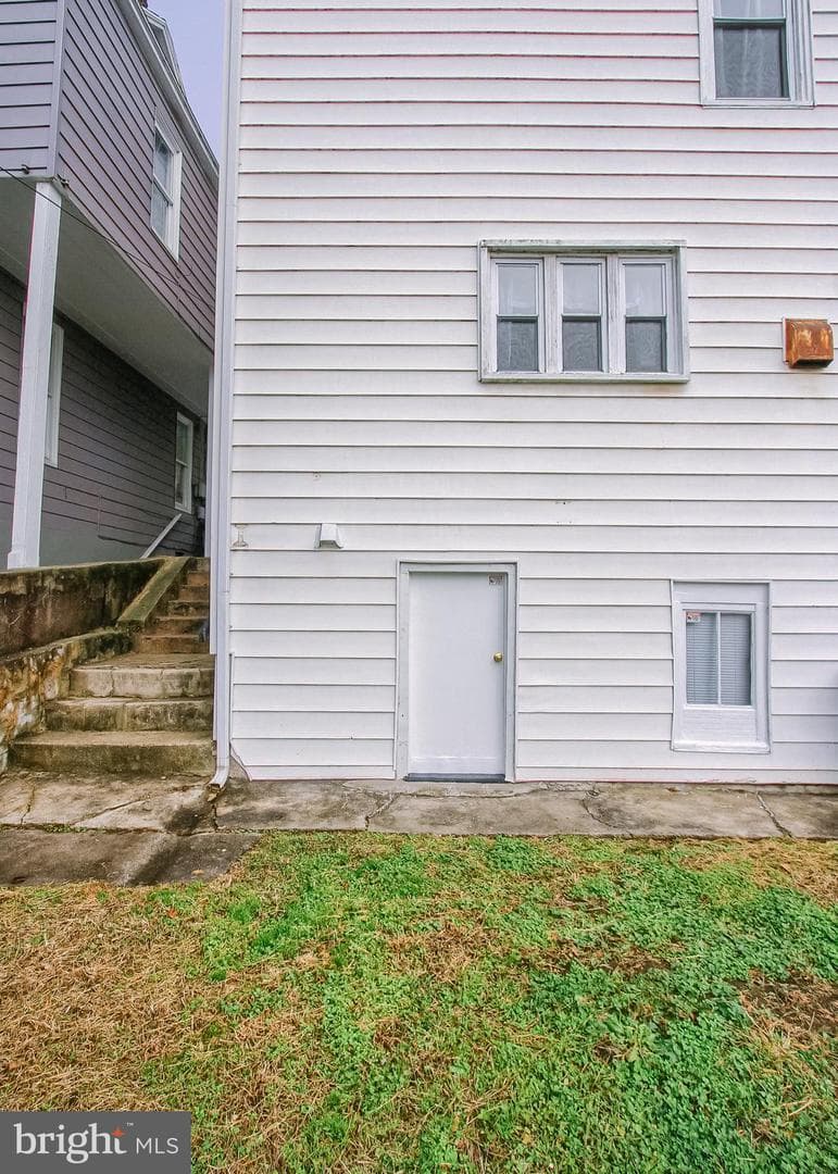 342 S 3rd Street photo 20