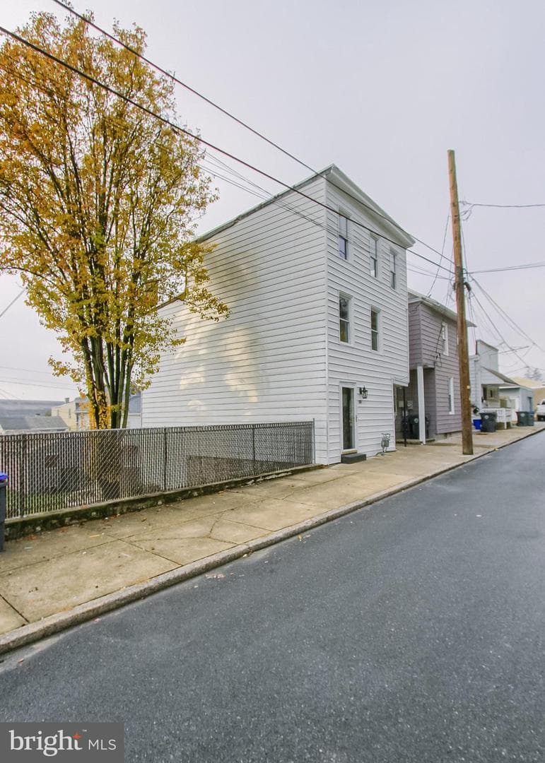 342 S 3rd Street photo 25