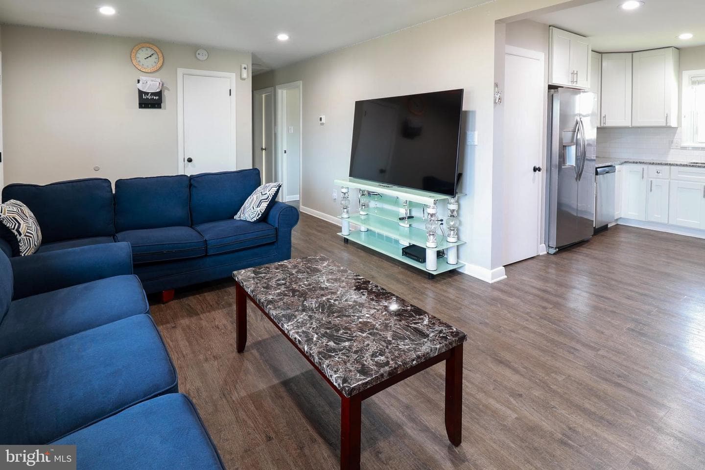 690 Carbon Avenue photo 10
