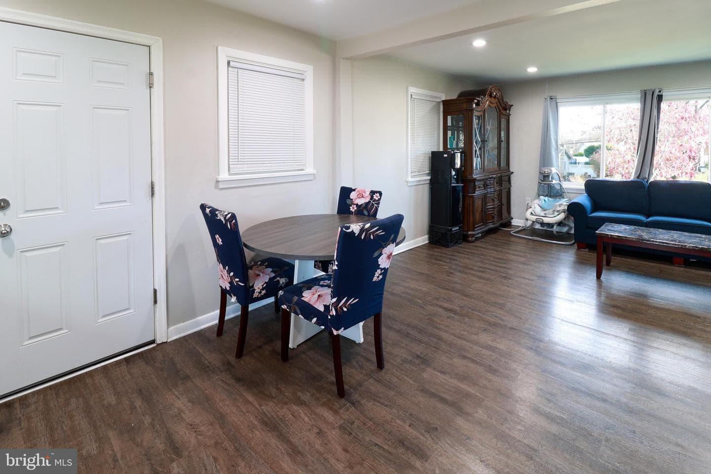 690 Carbon Avenue photo 12
