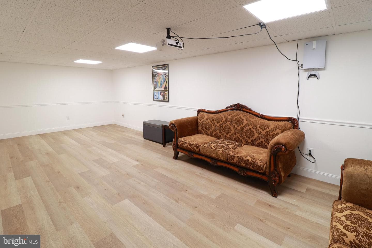 690 Carbon Avenue photo 23