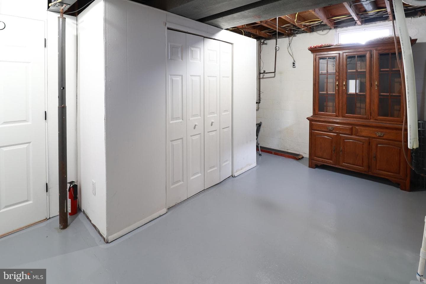 690 Carbon Avenue photo 33