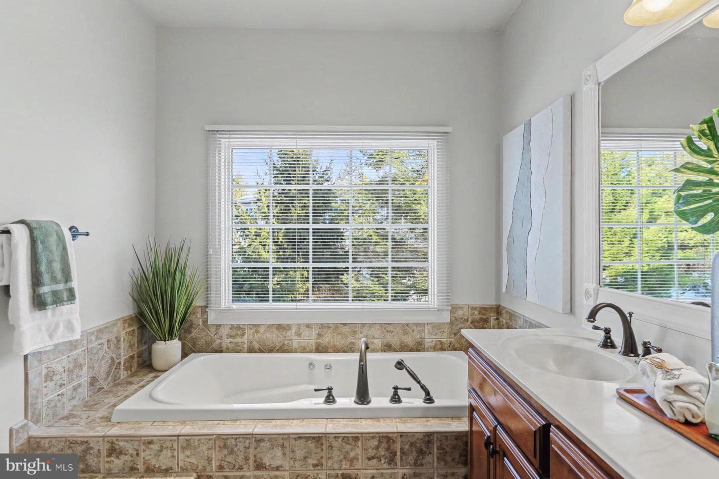4528 Laurelwood Drive photo 29