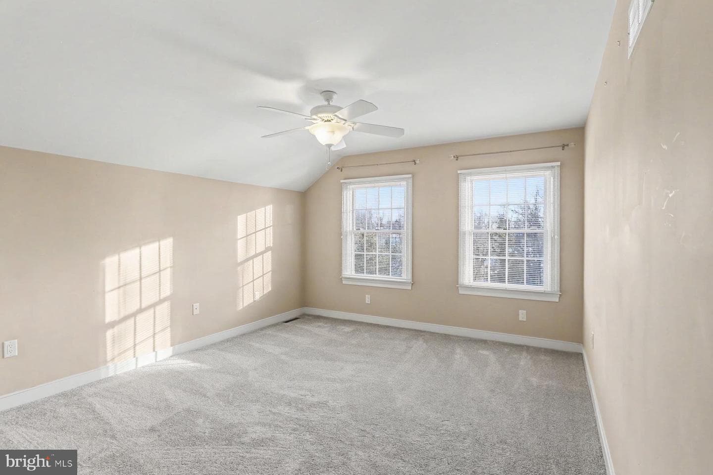 4528 Laurelwood Drive photo 38