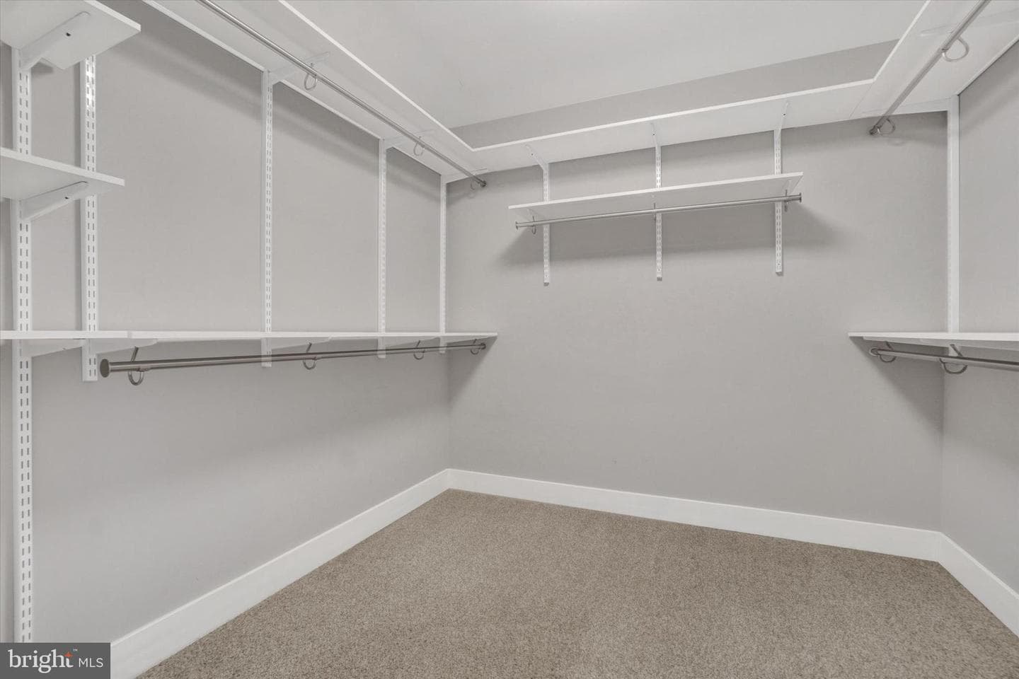 7186 Sterling Road photo 27