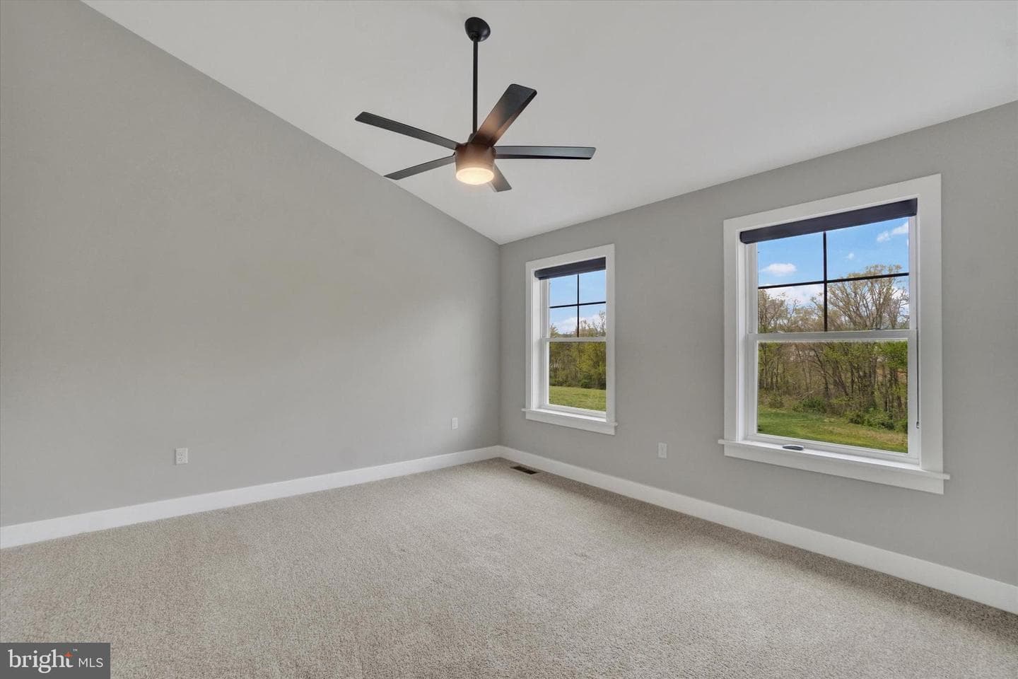 7186 Sterling Road photo 32
