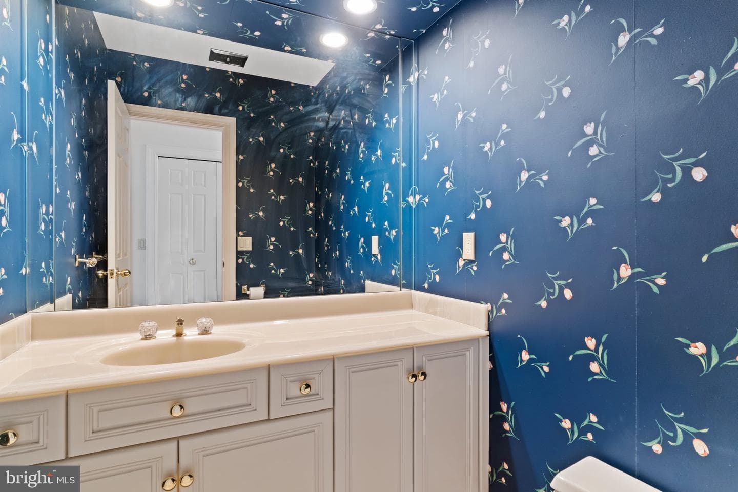 4069 W Tilden Road photo 44