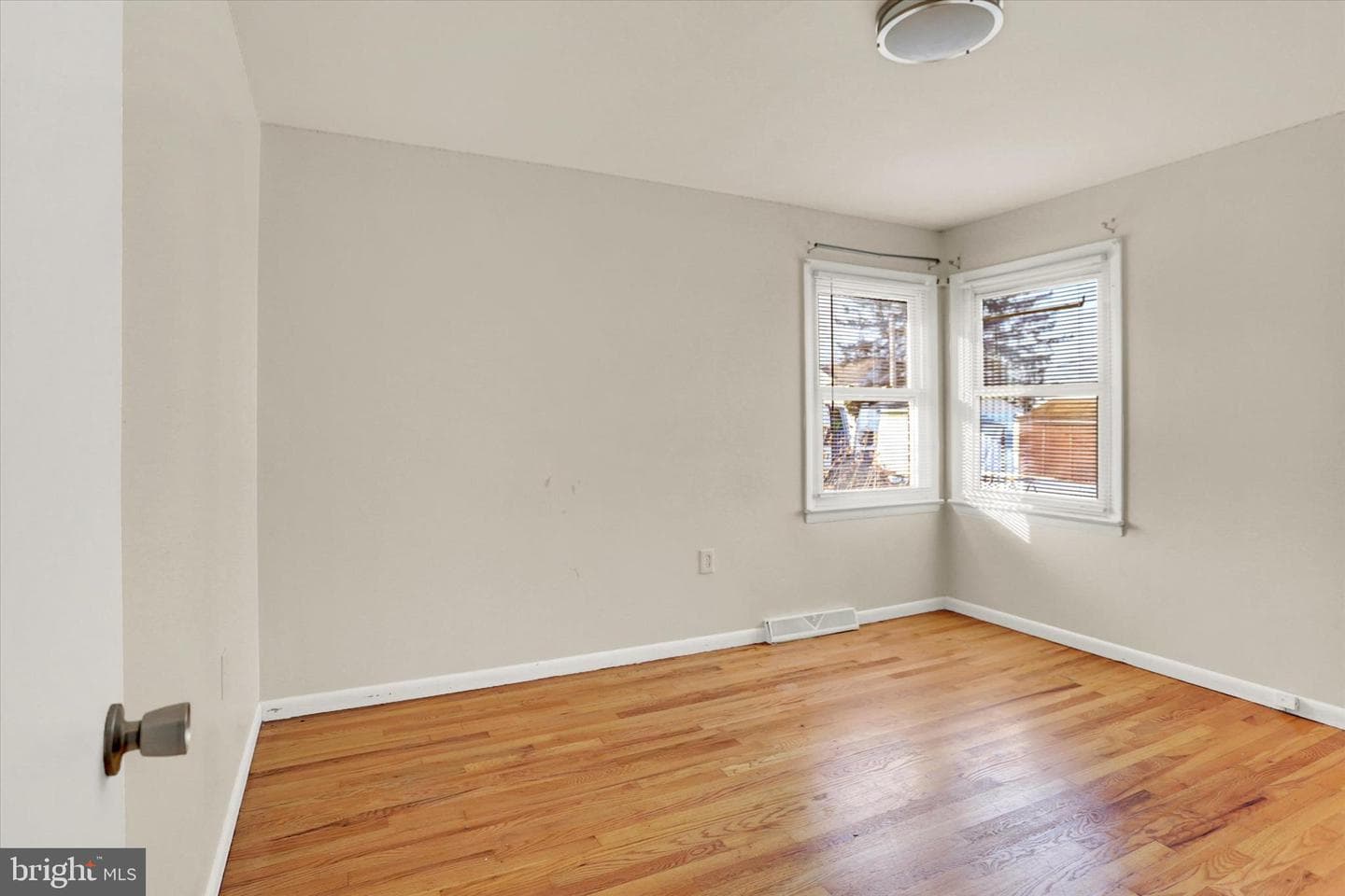 1271 3rd Street photo 23