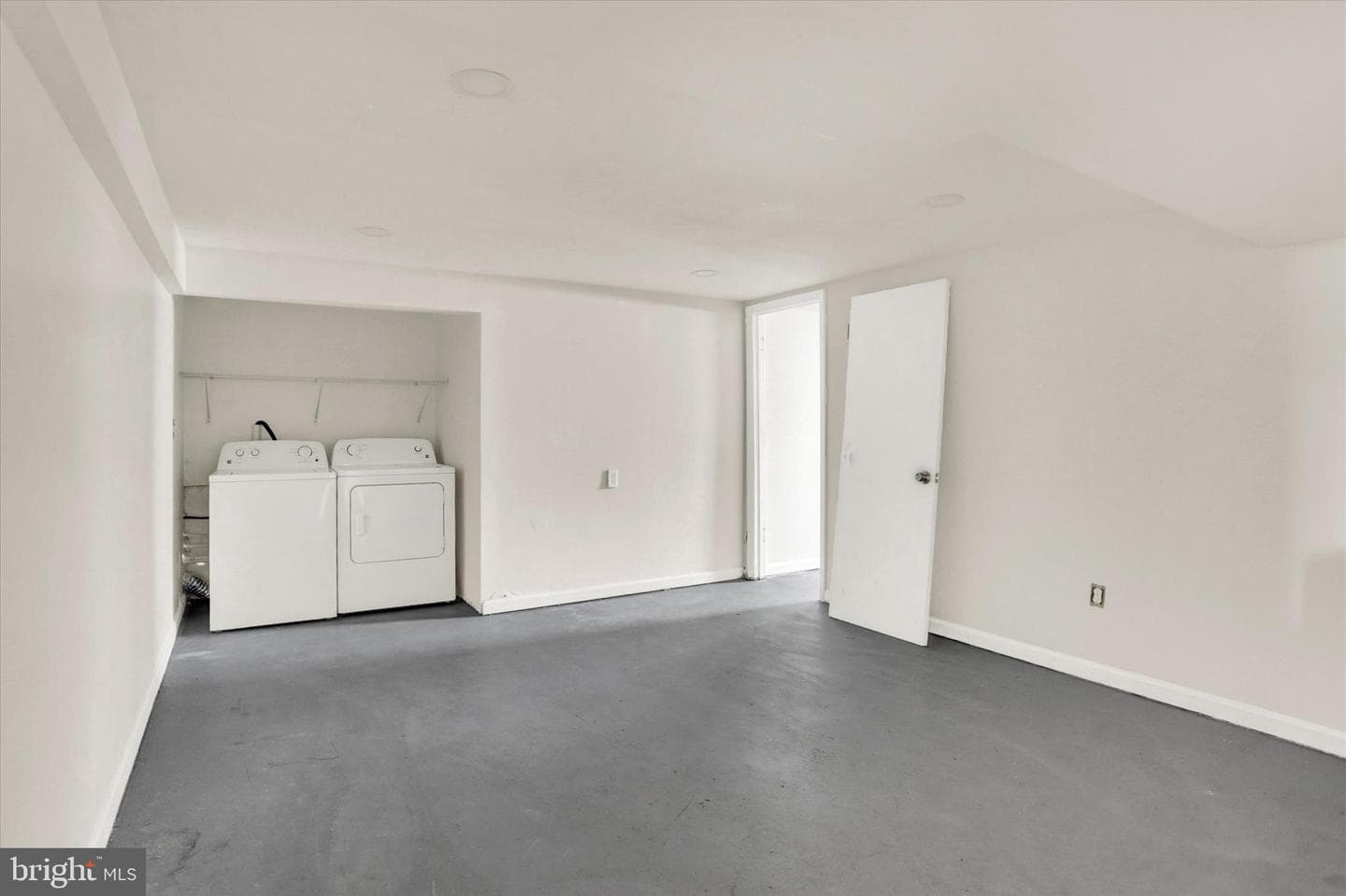 1271 3rd Street photo 34