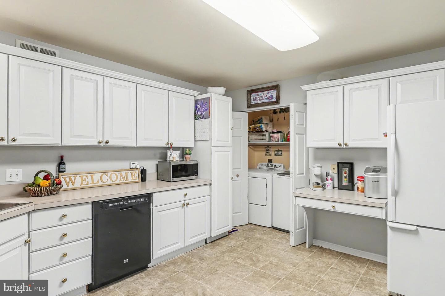 2704 Gateway Court photo 10
