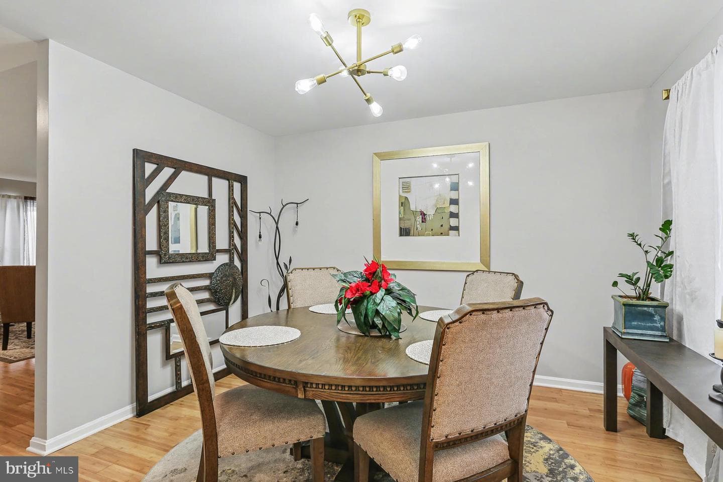 2704 Gateway Court photo 7