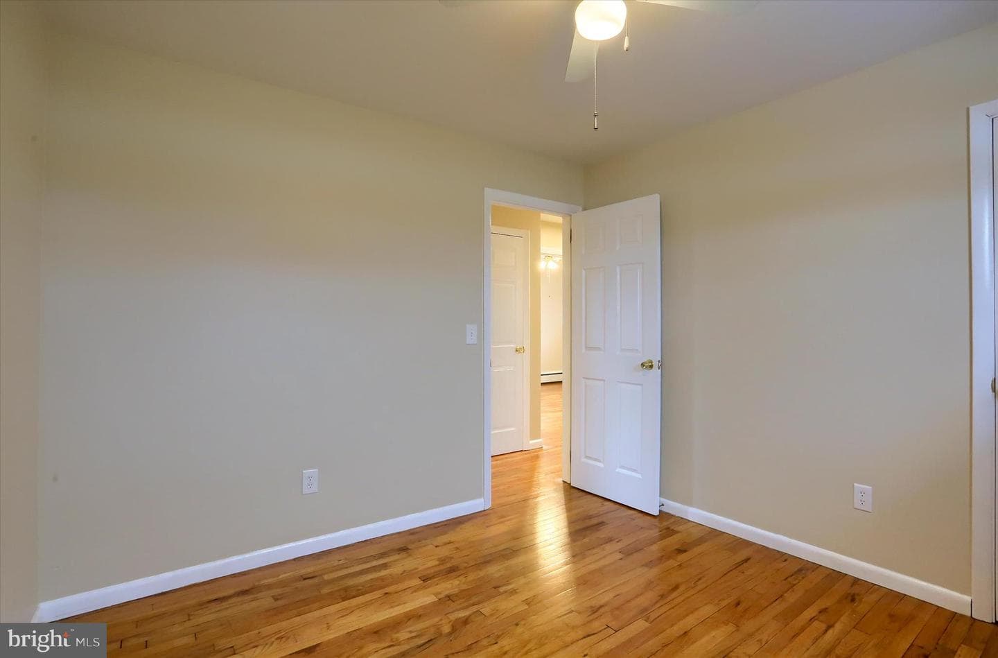 7194 Catherine Drive photo 10