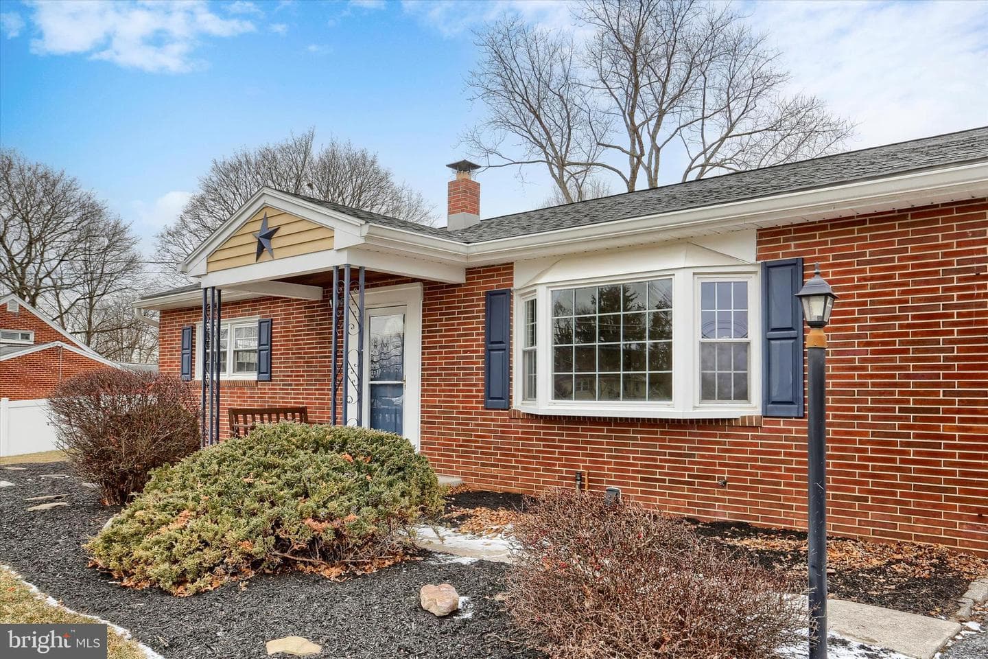 7194 Catherine Drive photo 4