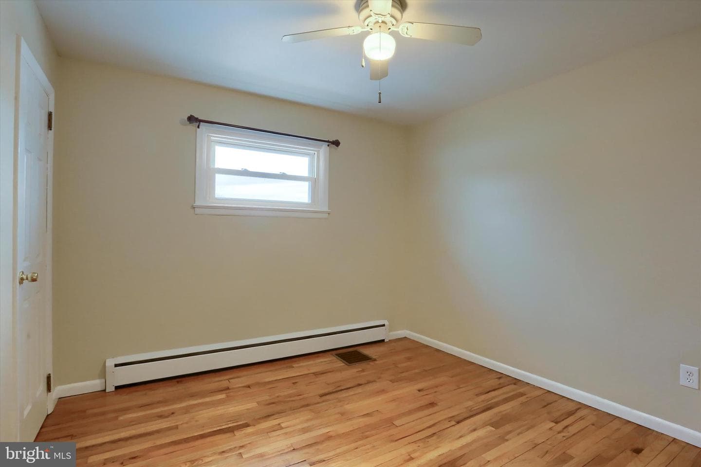 7194 Catherine Drive photo 9