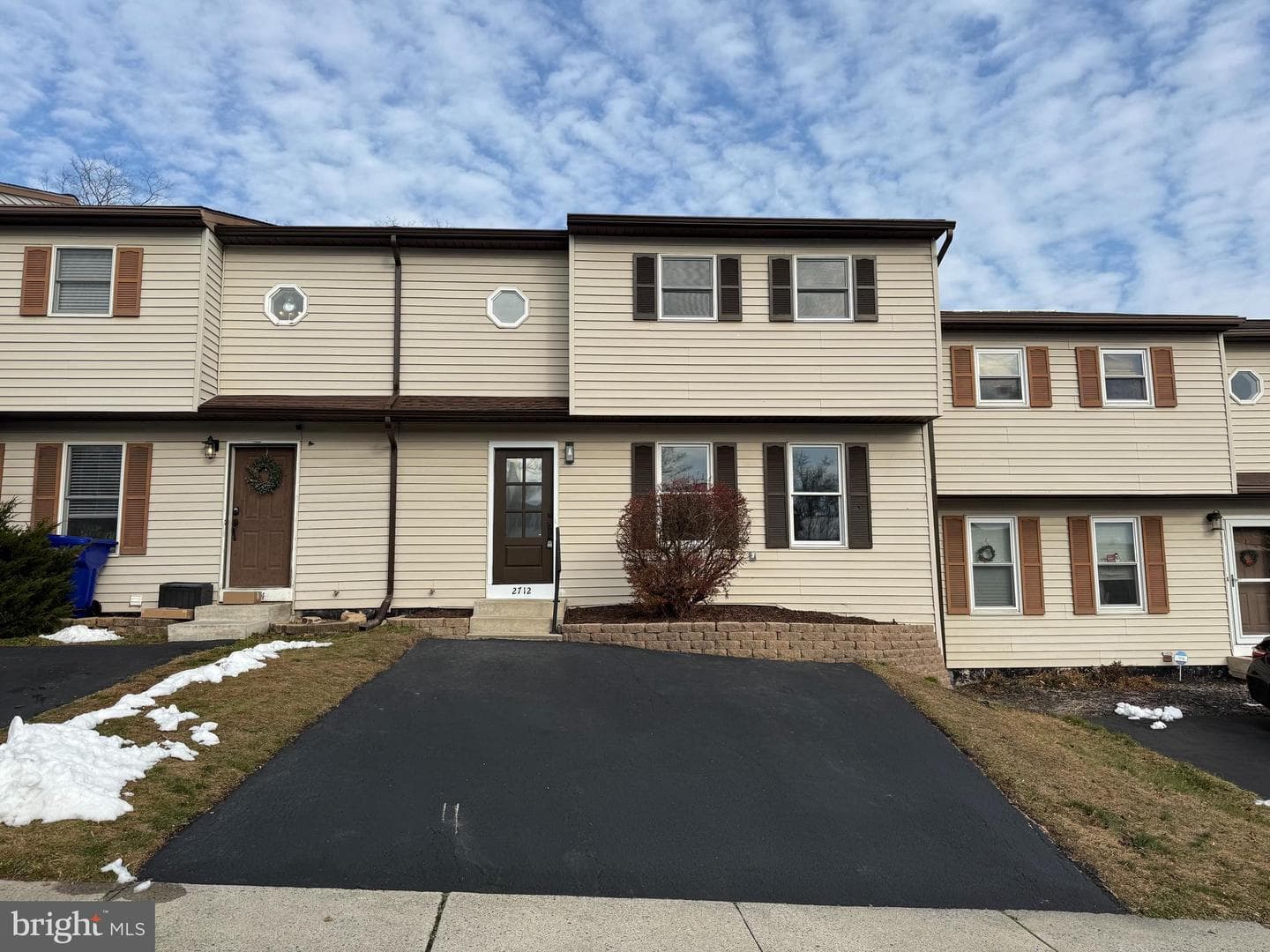 2712 Buxton Road photo 1