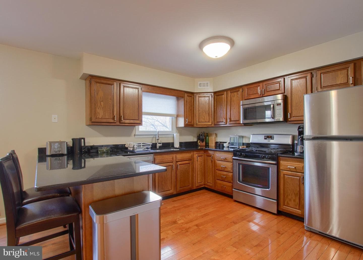606 Showers Street photo 10