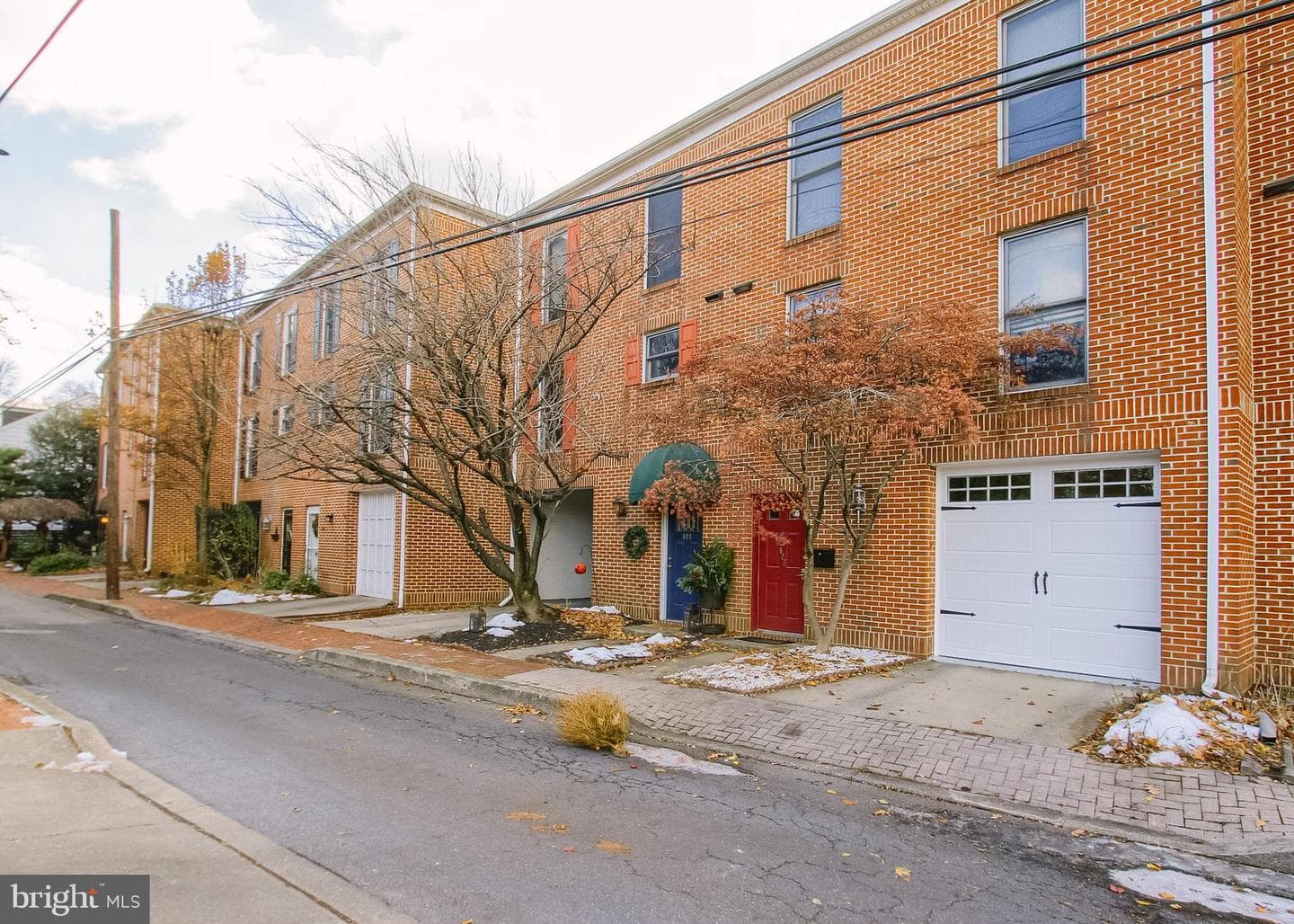 606 Showers Street photo 2