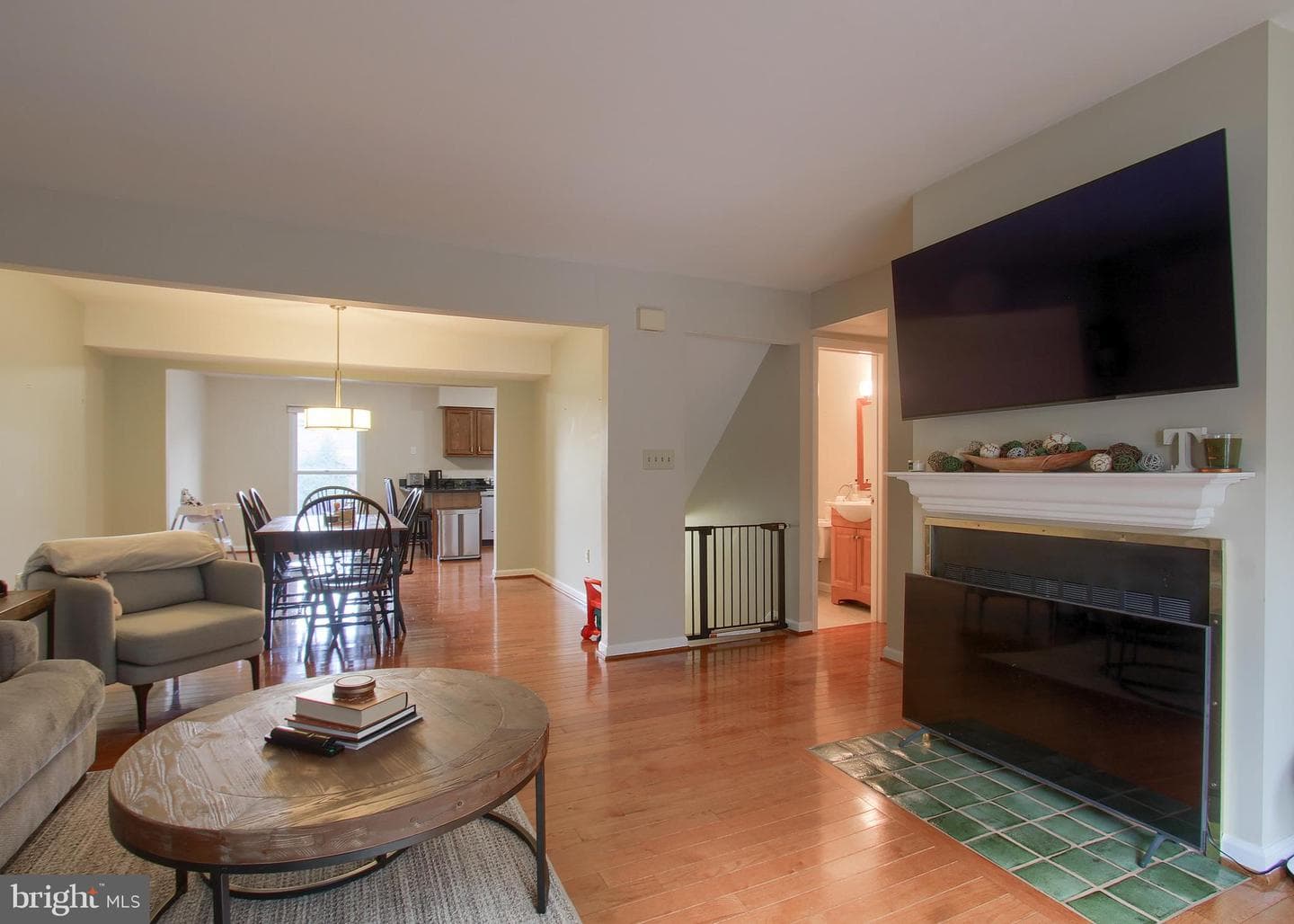 606 Showers Street photo 20