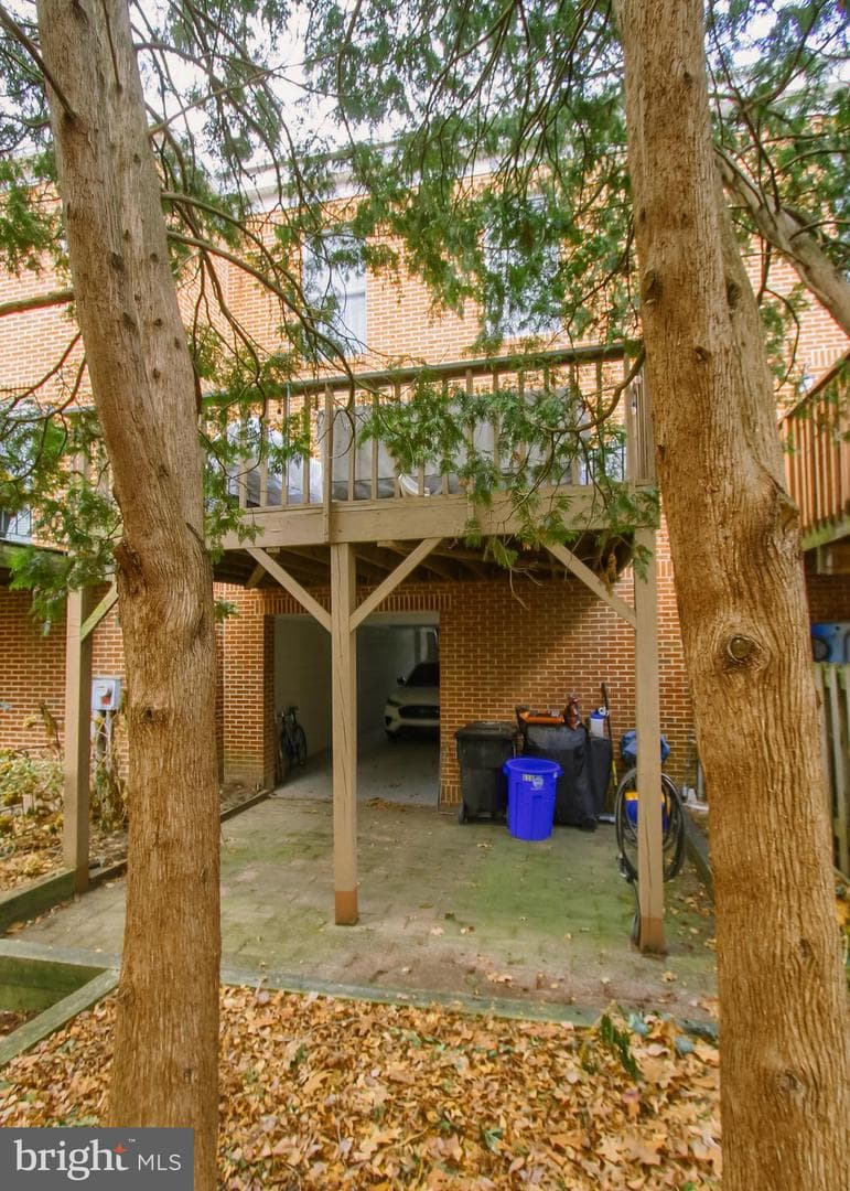 606 Showers Street photo 35